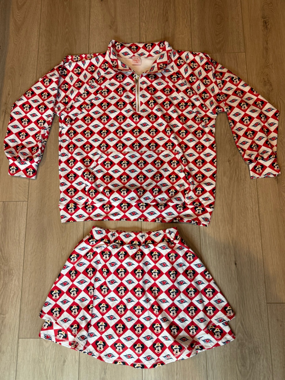 Women’s Disney cruise pattern matching set half zip top with skort with pockets